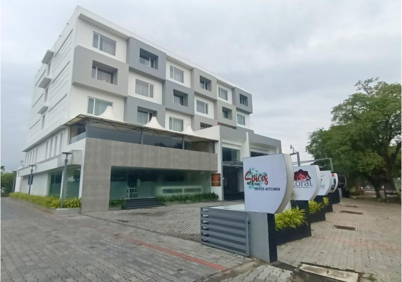 Hotel Visakka Palani Eksteriør bilde