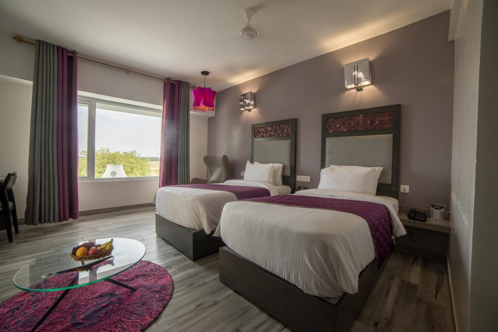 Hotel Visakka Palani Eksteriør bilde