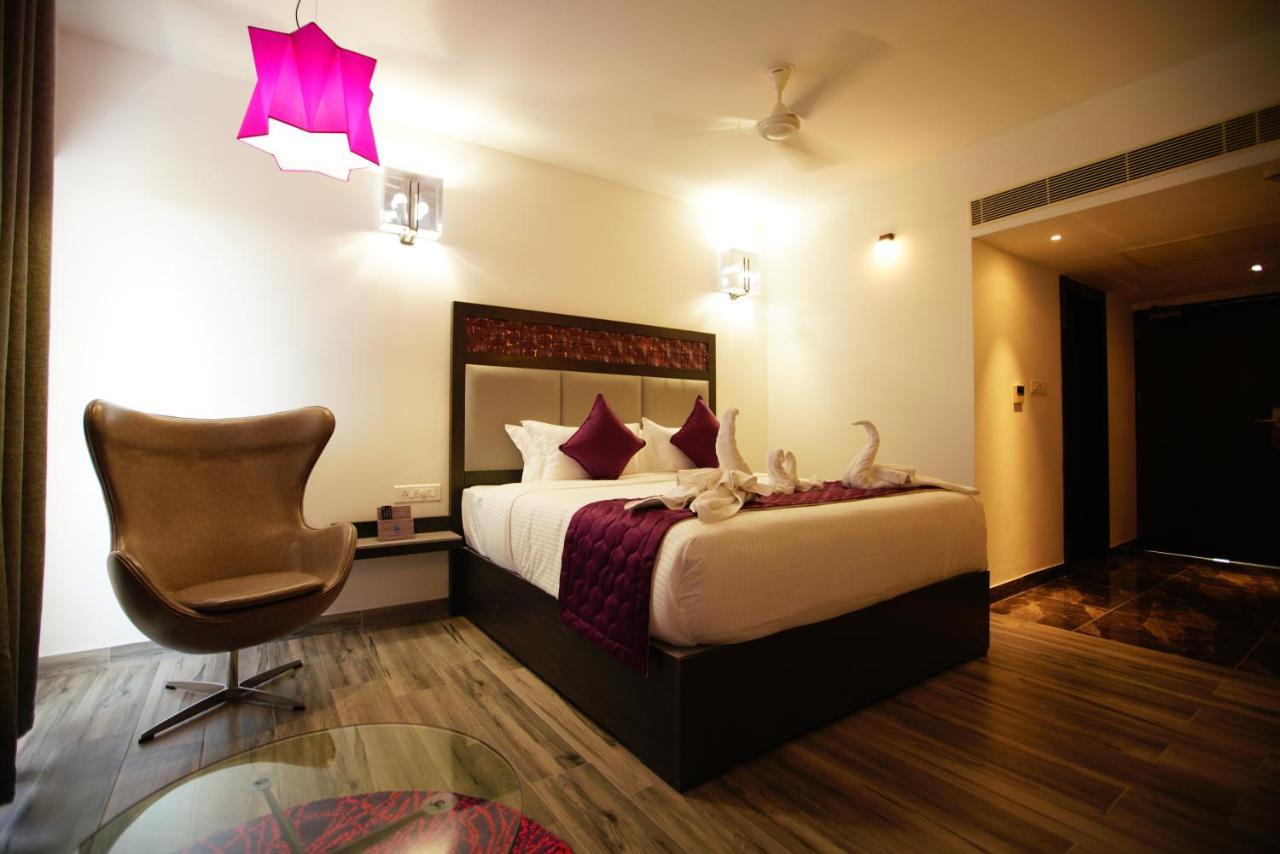 Hotel Visakka Palani Eksteriør bilde